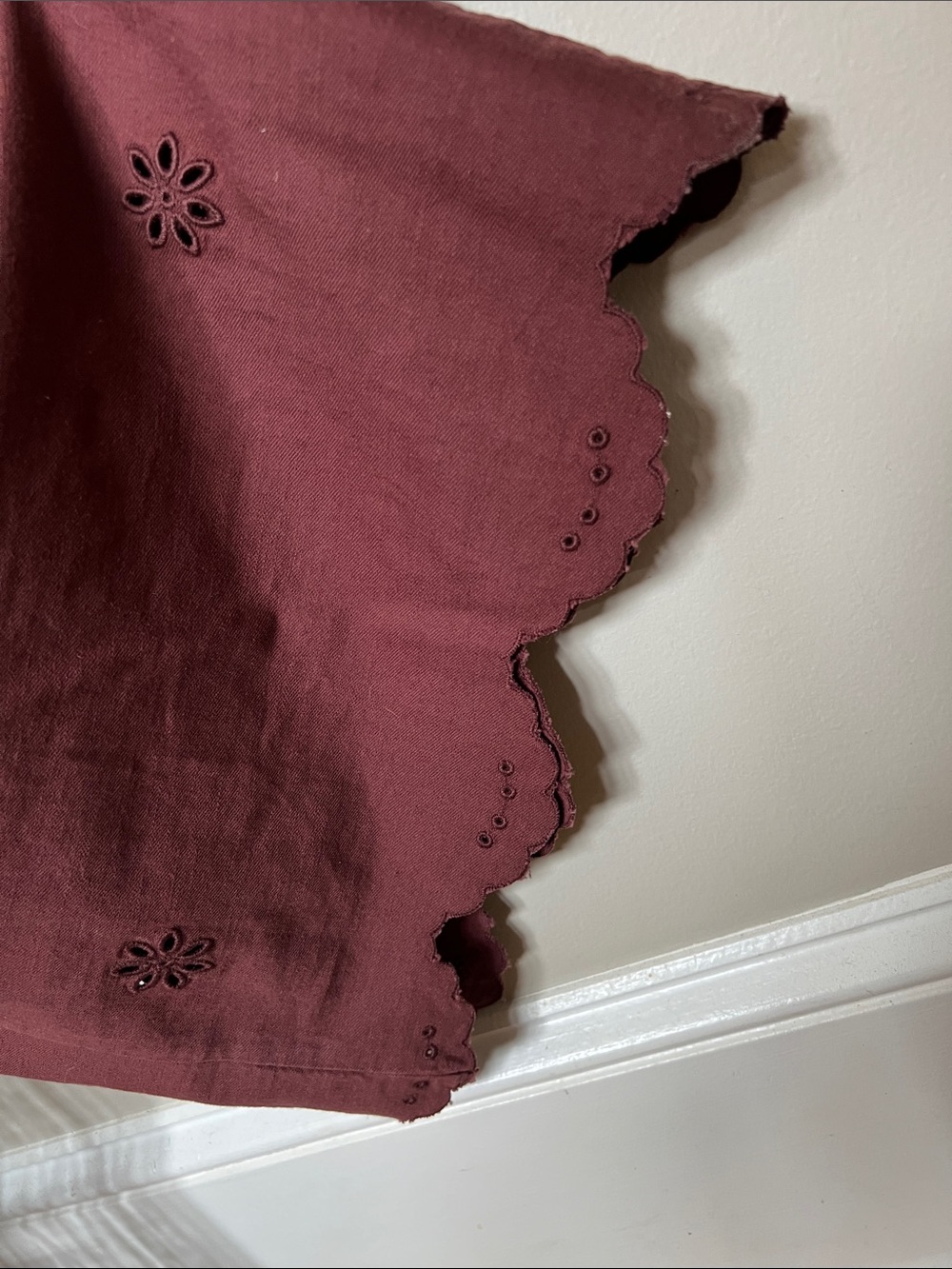 Anthropologie The Somerset Pull-On Wide pant wash embroidered cropped Burgundy L - Picture 8 of 13
